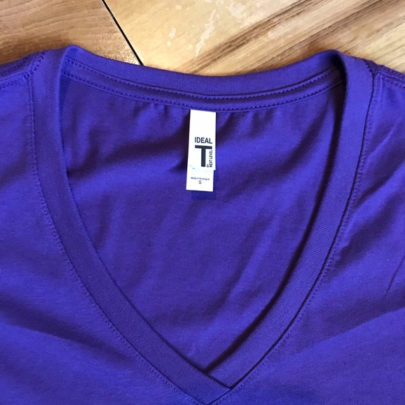 ‘Custom Tee’ - Picture 3 of 4